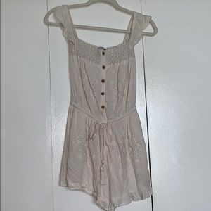 AMERICAN EAGLE off the shoulder romper